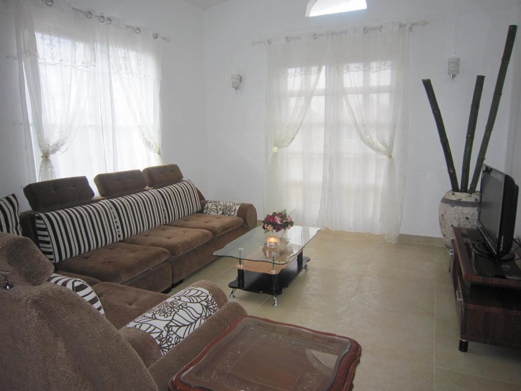 Jolie Villa Santa Avec Piscine Pointe aux Piments Zimmer foto